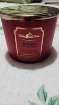 Strawberry Pound Cake - $334.44 MXN