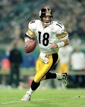 Mike Tomczak 8X10 Photo Pittsburgh Steelers Picture Nfl Football Looking To Pass - £3.94 GBP