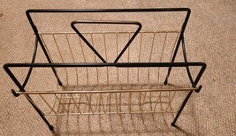 VTG 2 Piece Black &amp; Gold Metal Magazine Newspaper Reciner Storage Rack Den - $41.35 CAD