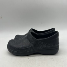 Crocs Women’s Black Clogs Size 7  - £17.80 GBP
