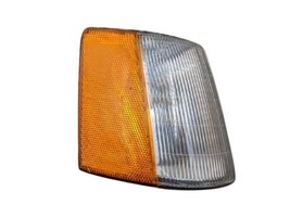 Passenger Corner/Park Light Below Headlamps Fits 97-98 GRAND CHEROKEE 30... - $408.54 MXN