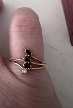 Vintage Dainty 14 Kt Yellow Gold 4 Stones Diamond &amp; Sapphire Ring Size 5 1/2 - £138.86 GBP