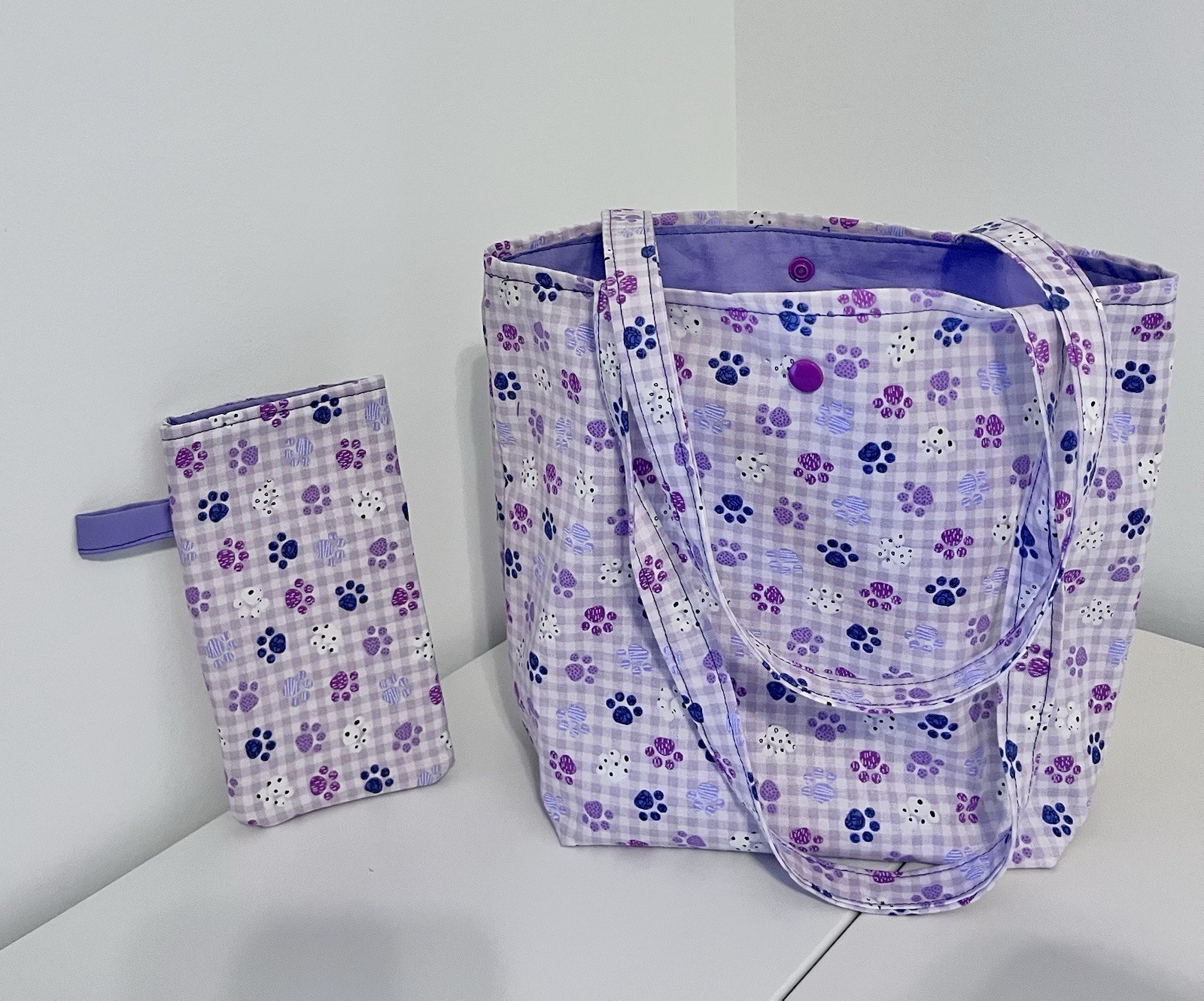 Tote Bag, Paw, Print Design With Inside Pocket And Eyeglass Case - $20.00