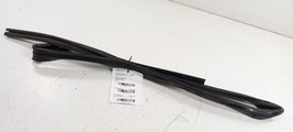 Cadillac SRX Door Glass Window Seal Rubber Right Passenger Front 2011 2012 2013  - £39.91 GBP