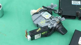 07 MITSUBISHI Outlander 3.0 ECM ECU Immob Computer Ignition Smart FOB 1860A726 image 6