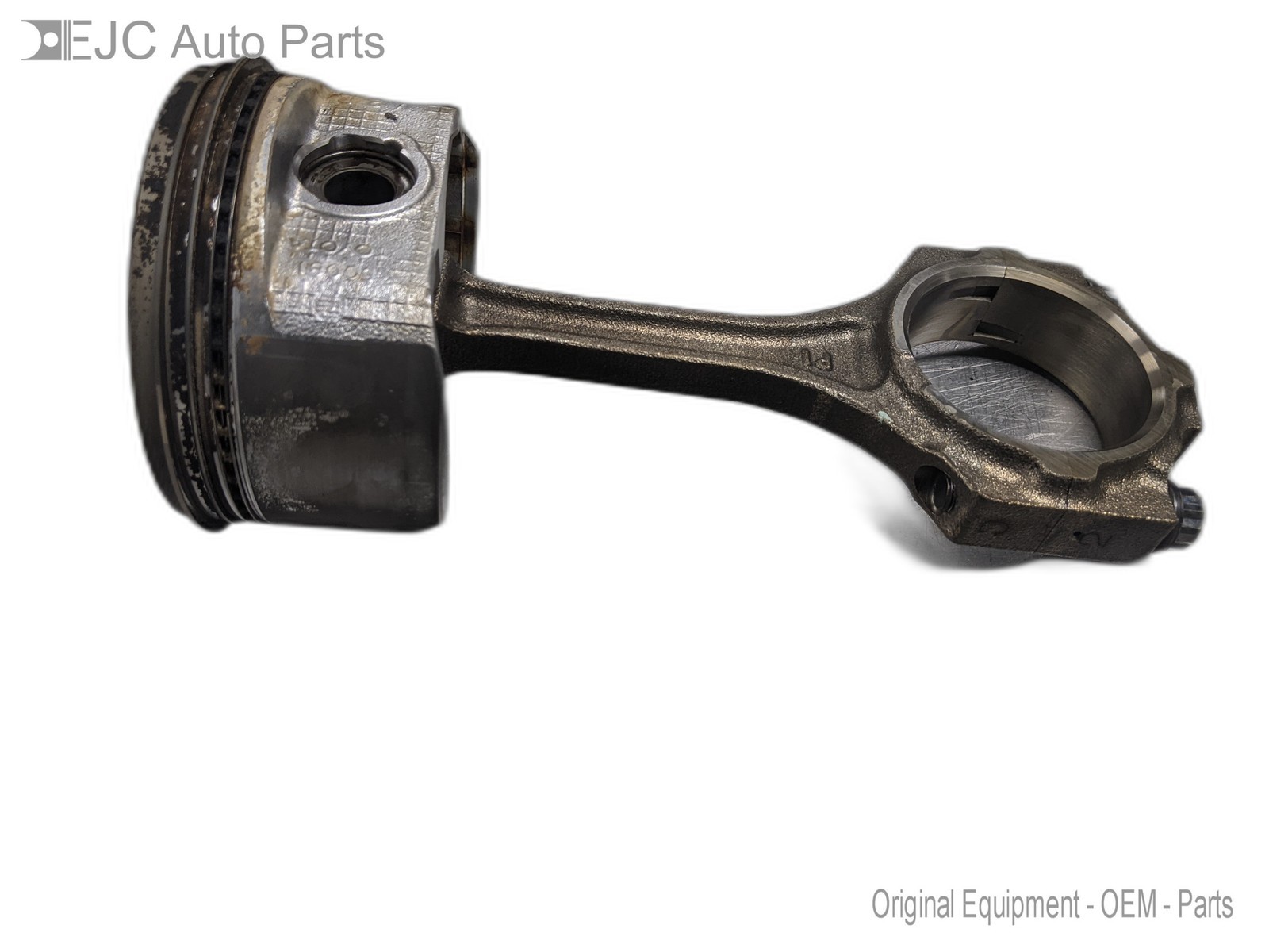 Left Piston and Rod Standard For 05-09 Lexus GX470  4.7 1320150032 4WD - $69.25