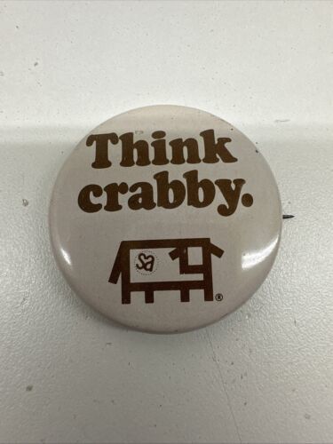 VTG Button Pin Stuart Anderson’s Steak House THINK CRABBY Badge Advertis... - $8.38