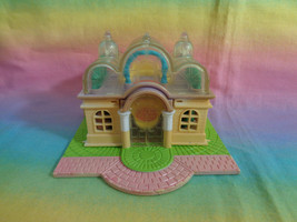 Vintage 1994 Bluebird Polly Pocket Polly&#39;s Boutique - as is - lights not working - £10.93 GBP