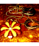 Beautiful vintage jewelry lot~rhinestone flower~silver and rhinestone ea... - $33.66