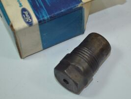 Ford NOS OEM Upper Control Arm Bushing Part# D27Z-3068-A - $11.65