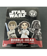 DISNEY FUNKO MINIS CLASSIC STAR WARS BLIND BOX BOBBLE HEAD NEW-SEALED (3) - €7,32 EUR