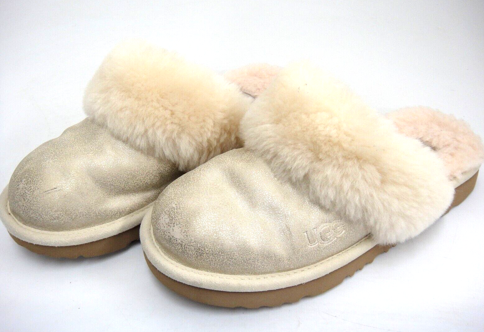 Girls Size 3 Ugg Slippers Shearling Lined Trimmed Gold White Metallic Good - £18.58 GBP