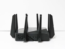 ASUS ROG Rapture GT-AX11000 Pro Tri-band WiFi 6 Gaming Router image 7
