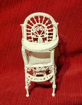 Vintage Dollhouse White Metal Wire Wicker High Chair 4.5&quot; T Tray Moves Up HTF - £35.84 GBP