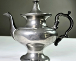 Antique American Pewter Teapot Made By I. C. Lewis 8in Hinged Lid Old Décor - $99.99
