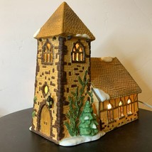 Dept 56 Village Church Dickens Village Lighted Christmas Building - 1986 - £34.32 GBP