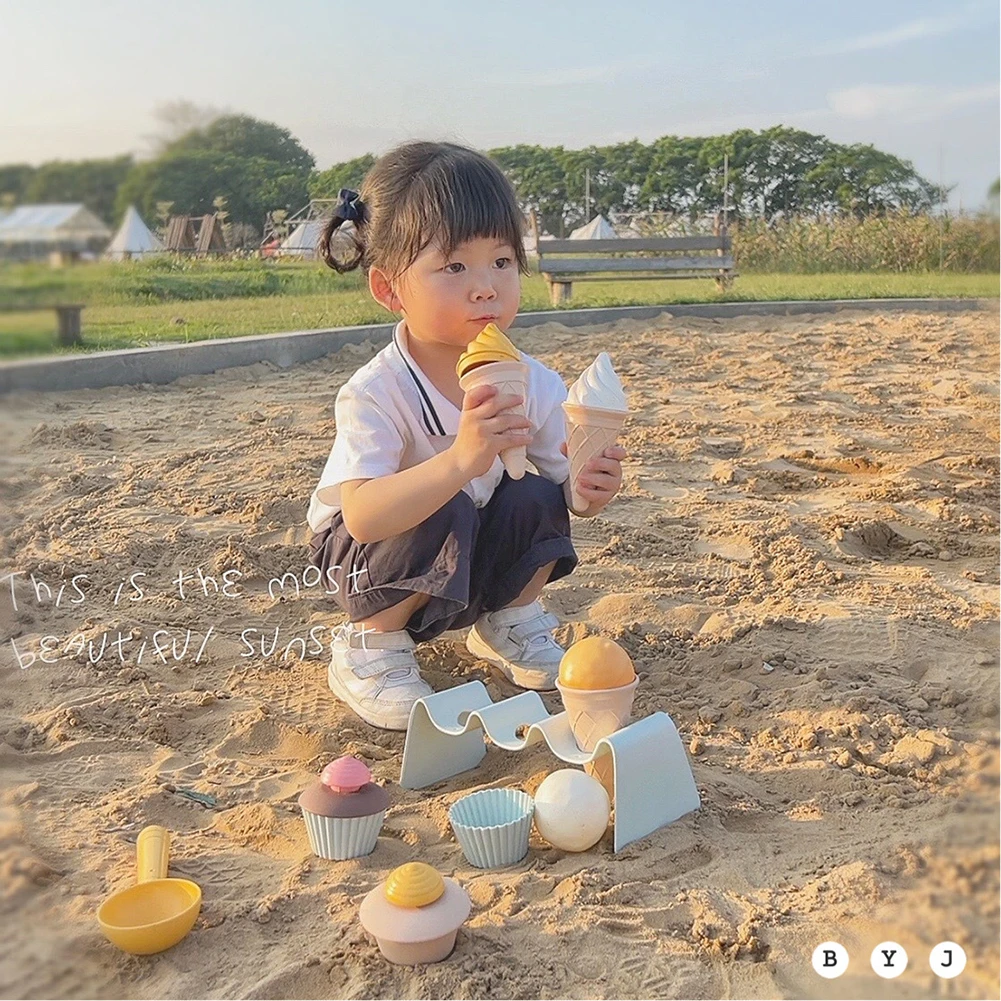 7pcs Beach Game Toy Premium ABS Children Beach Play Sand Tools Ice Cream Shape - £7.88 GBP+