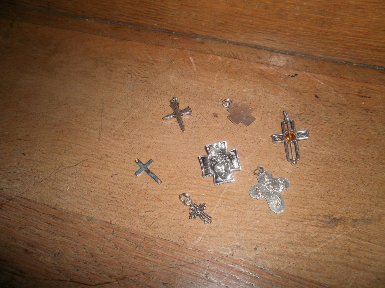 Religious Necklace Pendants / Charms , Crosses , Jesus - $3.00