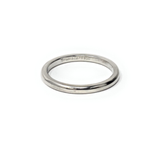 Tiffany &amp; Co Platinum 2mm Wedding/Comfort Band Ring Size 6.5 - $7,804.98 MXN