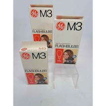 3 General Electric GE M3 Flashbulbs 12 Bulbs In Original Box's New Old S... - $36.44