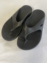 M7/W9 Oofos Ooriginal Sandal Unisex Black Recovery Flip Flop - $37.40