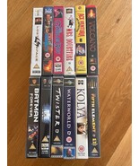 12 Comedy Family VHS Video Tapes. All Listed. 12 / PG Cert. - $365.25 MXN