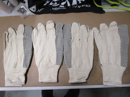 Work Gloves Loose 4 Pairs - $9.79