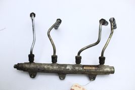 04.5-05 CHEVROLET SILVERADO 2500HD 6.6L HIGH PRESSURE FUEL RAIL W/ LINES Q2330 image 9