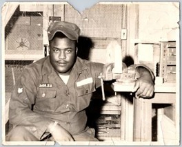 1950-60s Photo Picture Of A African American U.S. Army Specialist (SPC) Military - $20.89