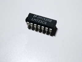 1X LM723CN NSC Precision Adjustable Voltage Regulator 2V to 37V DIP-14 - $3.00