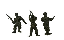 Toy Soldiers Vtg Dark Brown West Germany W mixed lot plastic army men figures UK - £15.78 GBP