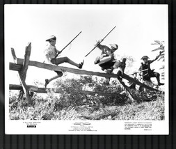 Johnny Tremain 8&quot;x10&quot; Still Hal Stalmaster Richard Beymer War Adventure - £25.50 GBP