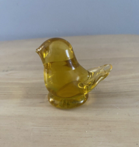 Vintage Leo Ward Yellow Canary Happiness Art Glass Bird Figurine Signed 1992 2&quot; - £22.99 GBP