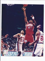 Jerry Stackhouse 8x10 Unsigned Photo 76ers Pistons bucks heat Hawks Nets... - $9.55