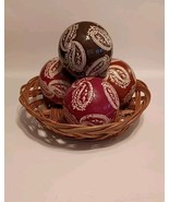 Set of 4 Decorative Porcelain Ceramic Balls 4&quot; Basket Included Vintage/R... - $445.66 MXN