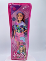 Mattel Barbie Fashionistas Doll #159 Femme and Fierce Visor Tie Die Dress 2020 - £5.96 GBP