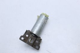 2010 Mercedes SLK230 SLK300 FRONT RIGHT PASSENGER SEAT ADJUSTMENT MOTOR U0062 image 10