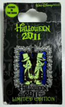 Disney PIn Halloween 2011 Chip &#39;n Dale as the Duelers LE Glows In The Dark - £46.77 GBP