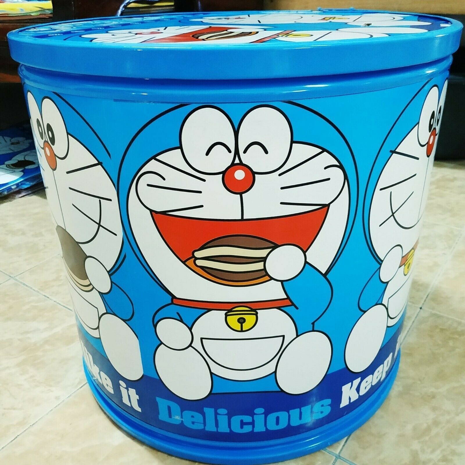 Doraemon Salvadanaio portamonete extra large 39 x 45 x 39 cm, Qualsiasi...