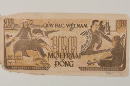 1951 Norte Vietnamita 100 Dong Nota Comunista Vietnam Recoger #35 - £39.21 GBP