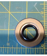 NEW TC 24X46X8 DOUBLE LIPS METRIC OIL / DUST SEAL 24mm X 46mm X 8mm - €8,25 EUR