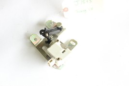 2004-2007 VOLKSWAGEN TOUAREG REAR TRUNK LOCK ACTUATOR J1843 image 3