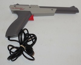 Vintage Official Original OEM Replacement Nintendo NES Zapper Light Gun Gray - £19.21 GBP