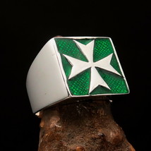 Nicely crafted Men&#39;s Templar Knight Ring green Maltese Cross - Sterling Silver - £65.54 GBP