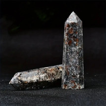 1pc Natural Crystal Yoderite Flame Stone Energy Column - £10.27 GBP