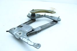 86-93 MERCEDES-BENZ W124 300E Left Driver Side Hood Hinge Lever F3993 image 9