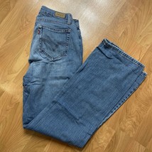 Levi&#39;s 529 Curvy Boot Cut Jeans Women&#39;s Size 6 Medium Wash (26x31) - £12.03 GBP