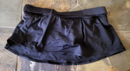 Size 8 Nike Belted Swim Skirt with Attached Brief - £14.14 GBP