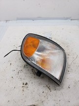Passenger Corner/Park Light Park Lamp-turn Signal Fits 98-00 SIENNA 696556 - $371.40 MXN