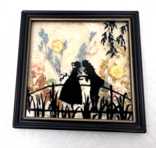 Vintage Silhouette Picture Victorian Couple On Bridge Pressed Flowers 4”... - $452.20 MXN
